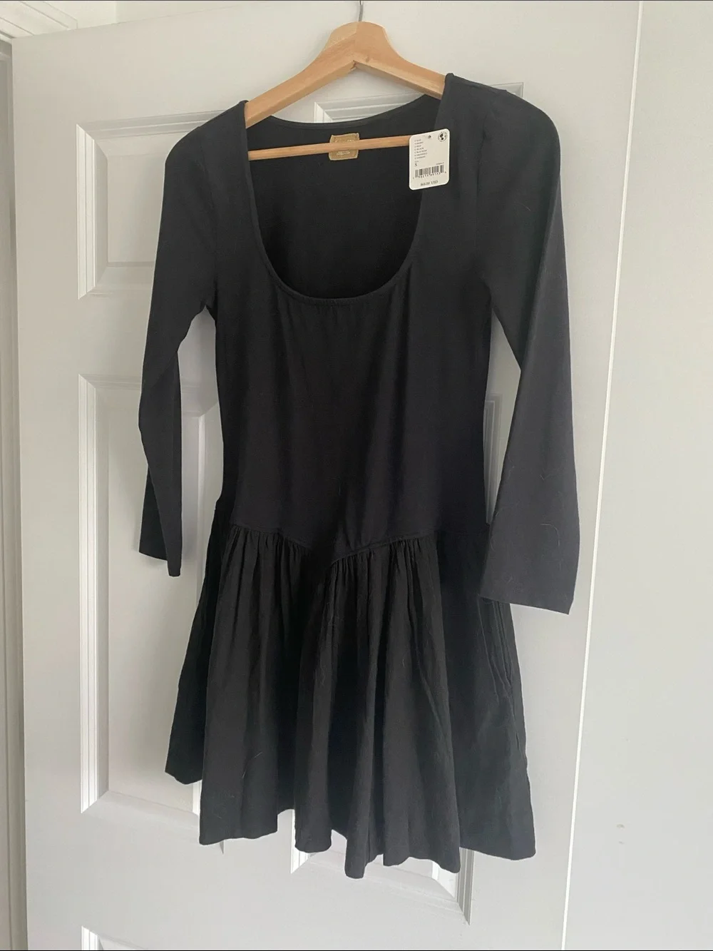 Free People Black Long-Sleeve Scoop-Neck Tiered Dress